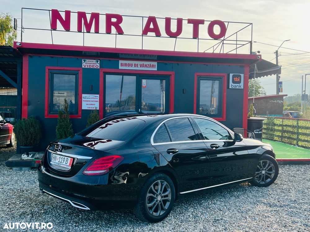 Mercedes-Benz C 180 - 32