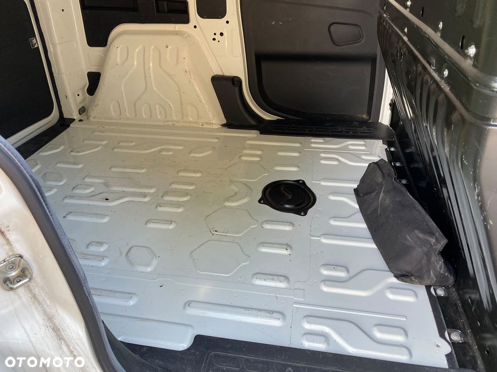 Fiat DOBLO - 12