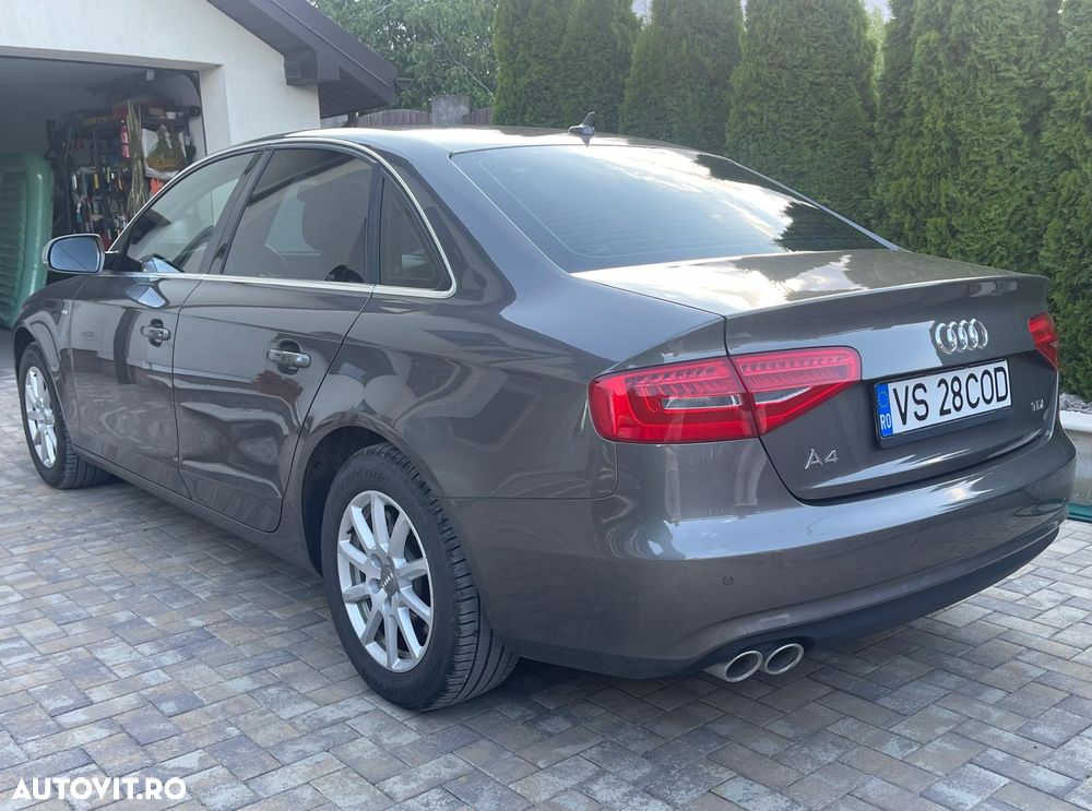 Audi A4 Limuzina 2.0 TDI - 11