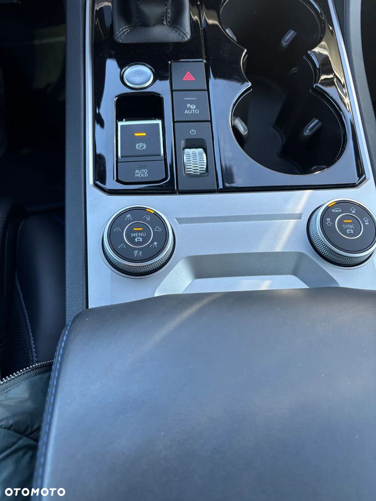 Volkswagen Touareg 3.0 V6 TFSI Plug-In Hybrid 4Mot R - 26