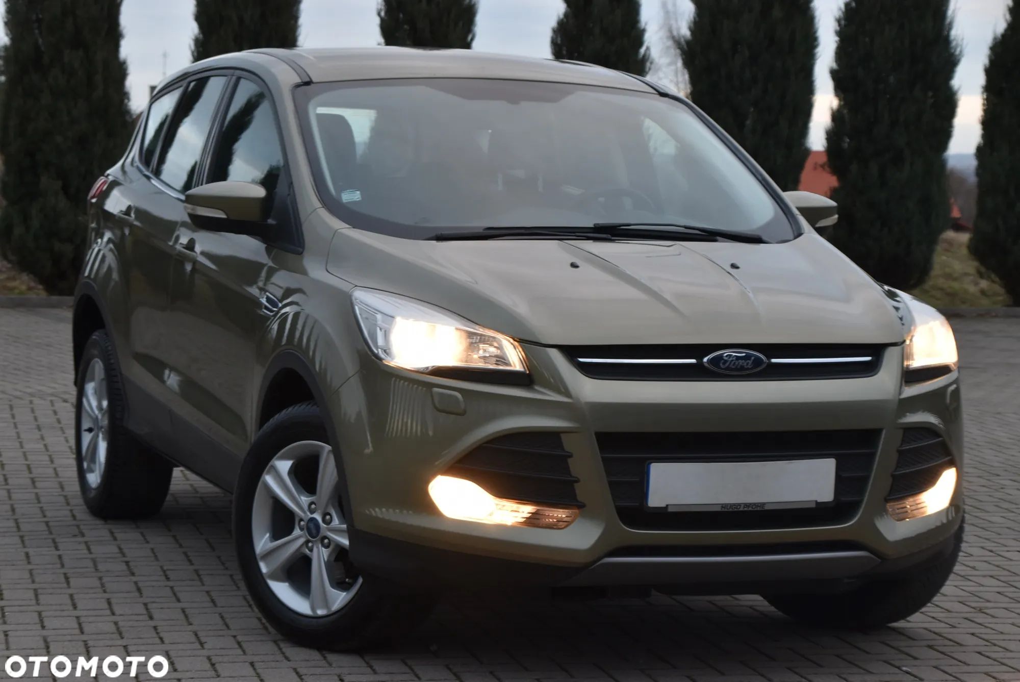 Ford Kuga - 1