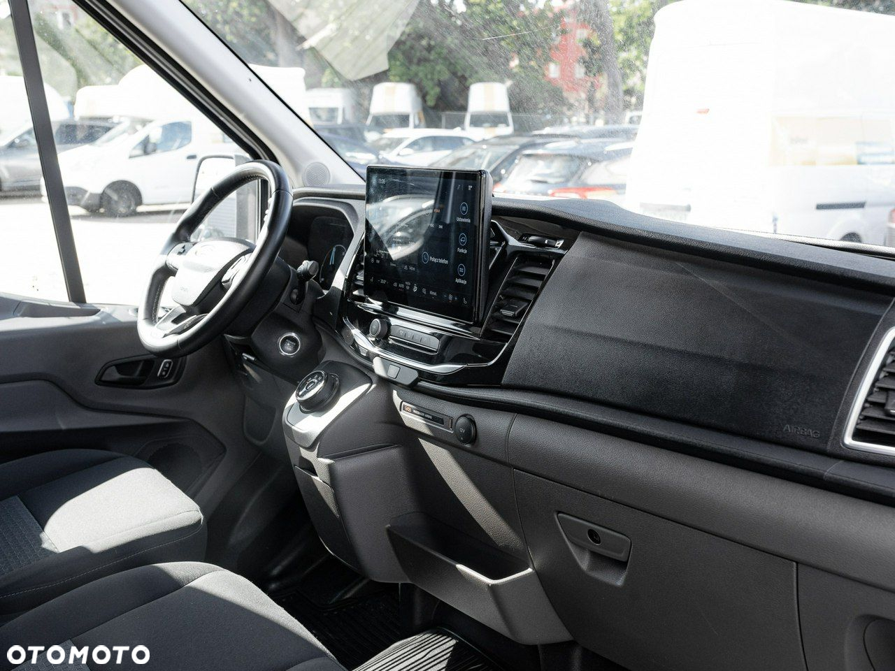 Ford Transit - 29