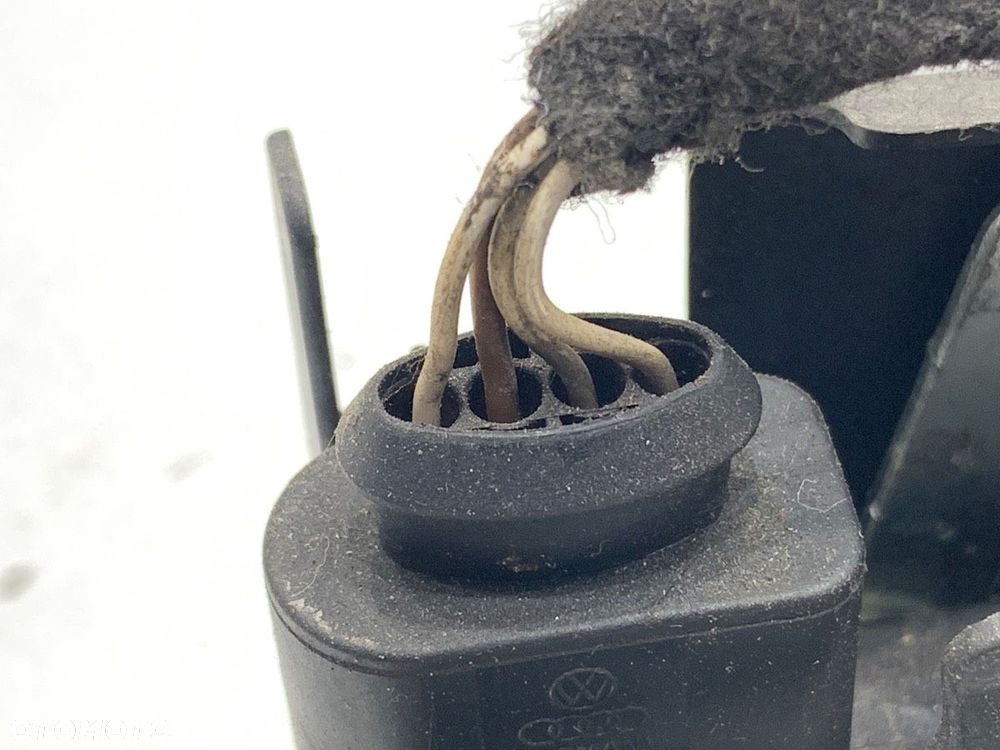 ZAMEK KLAPY TYŁ  VW GOLF V (1K1) 2003 - 2010 1.9 TDI 77 kW [105 KM] olej napędowy 2003 - 2008 - 3