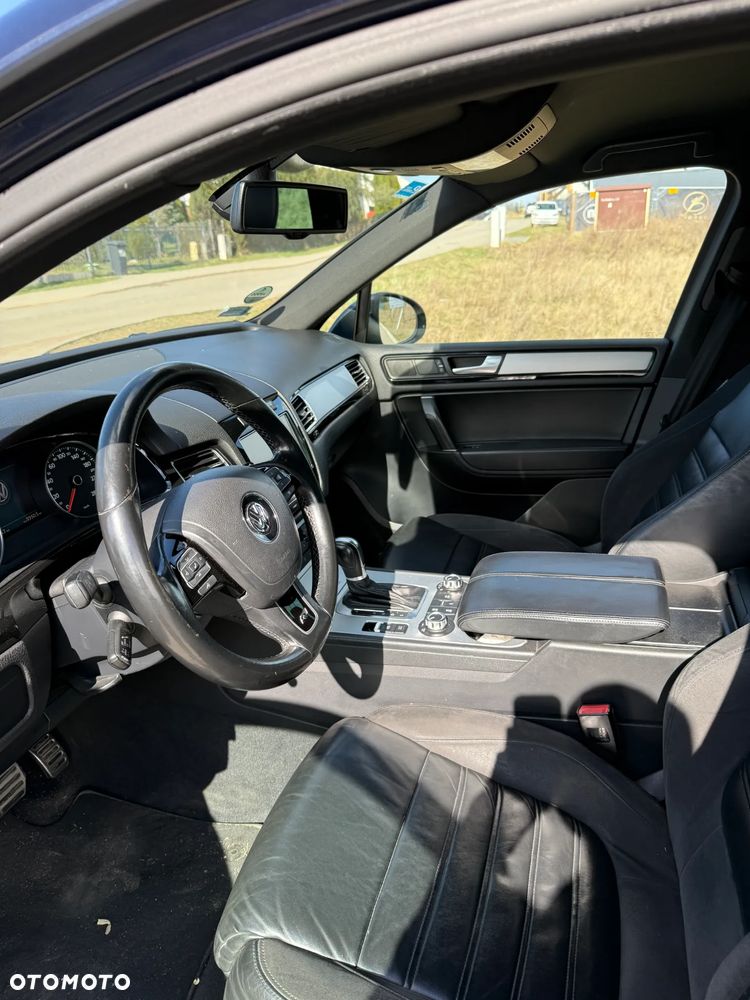 Volkswagen Touareg 3.0 V6 TDI 4XMot BMT - 13
