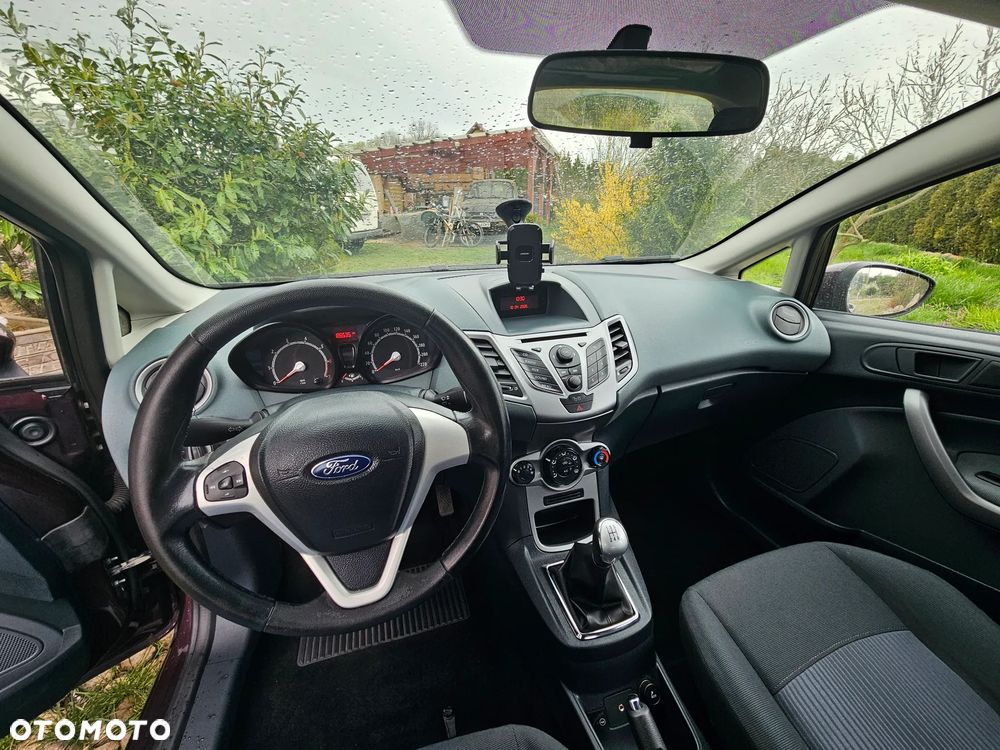 Ford Fiesta 1.25 Ghia - 12