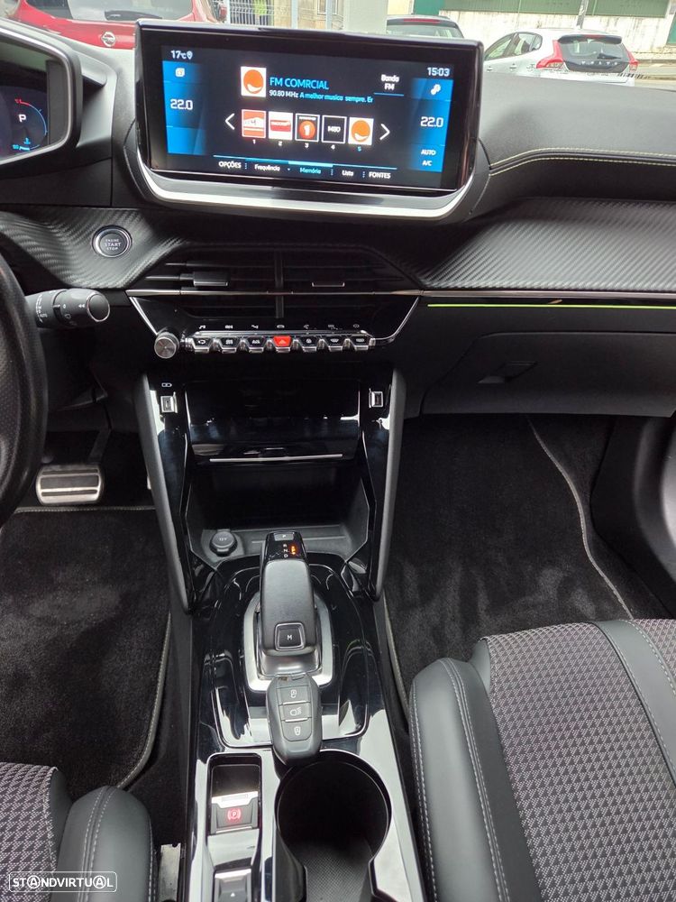 Peugeot 2008 1.5 BlueHDi GT EAT8 - 13