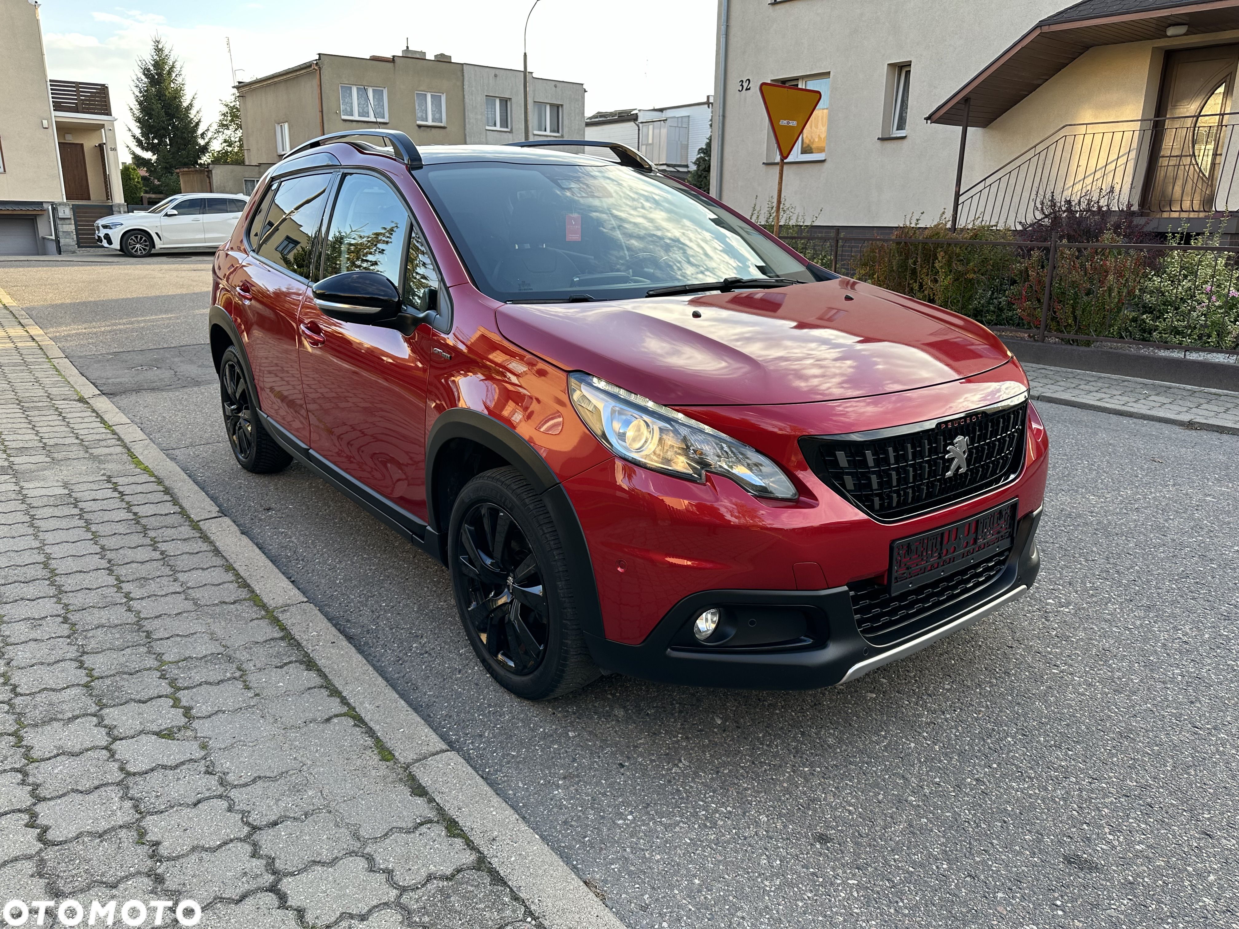 Peugeot 2008 PureTech 110 Stop&Start GT-Line Edition - 1