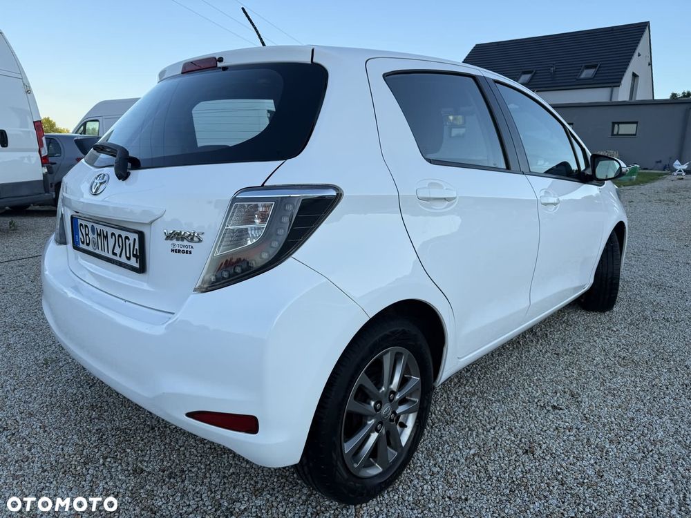 Toyota Yaris 1.33 VVT-i Edition 2014 - 5
