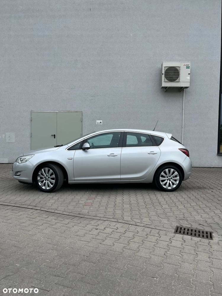 Opel Astra - 8