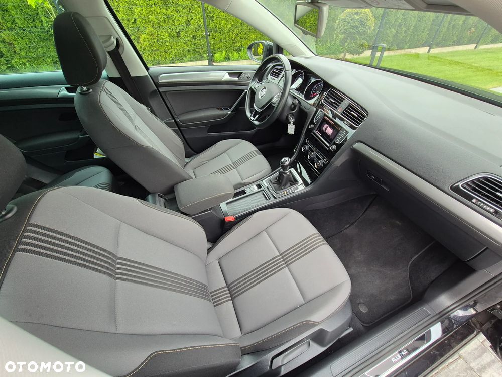 Volkswagen Golf 1.6 TDI BlueMotion Technology Allstar - 20
