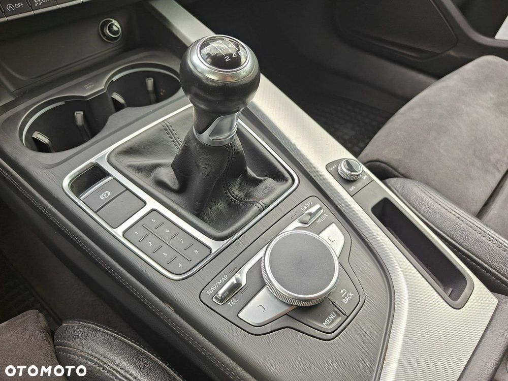 Audi A4 Avant - 14