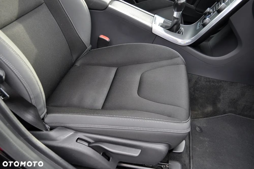 Volvo S60 T3 Kinetic - 34