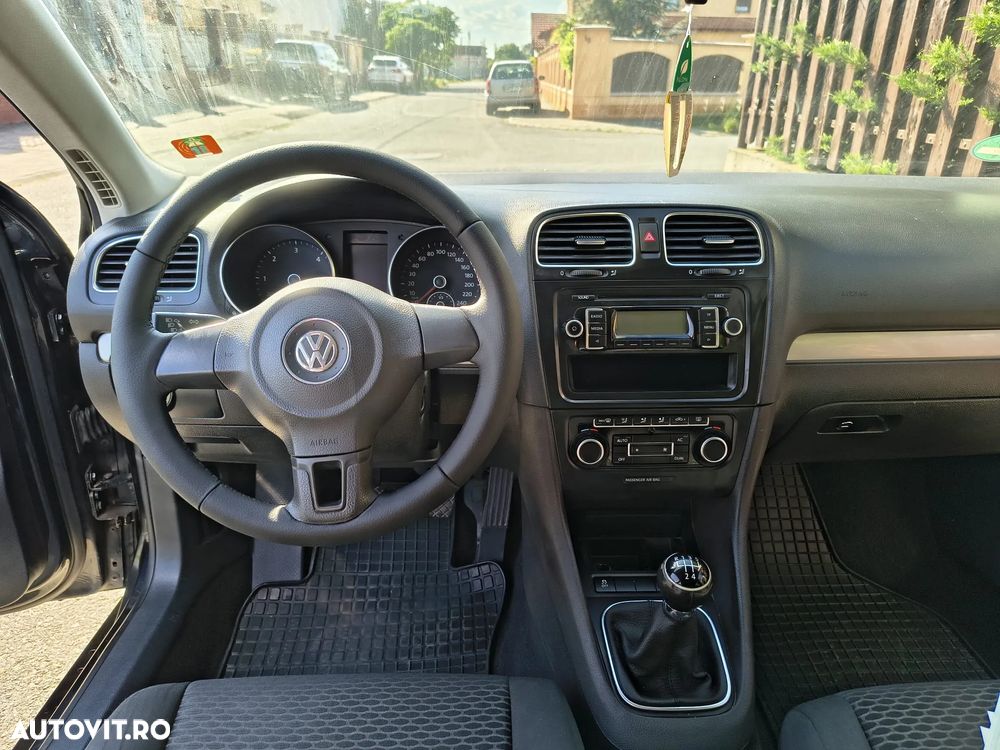 Volkswagen Golf 1.6 TDI DPF BlueMotion - 6