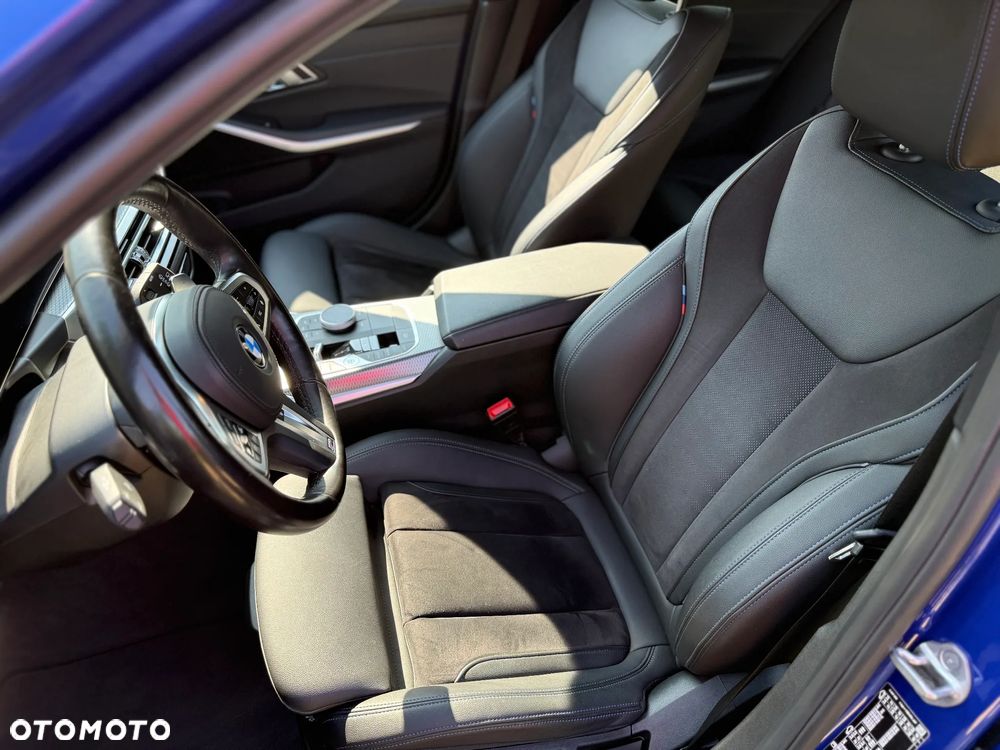 BMW Seria 3 320d xDrive M Sport sport - 17