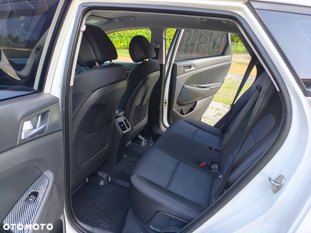 Hyundai Tucson blue 1.7 CRDi 2WD DCT Advantage - 13