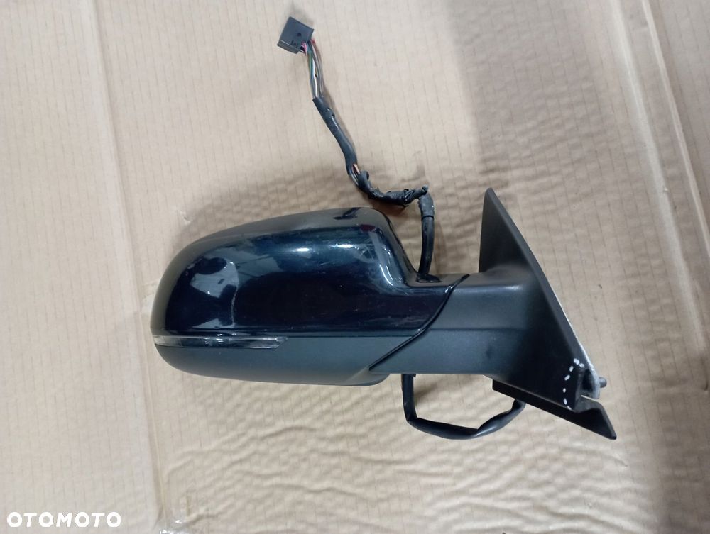 AUDI A3 8P LIFT SPORTBACK 5D LUSTERKO PRAWE EUROPA 10 PIN LZ9Y - 2