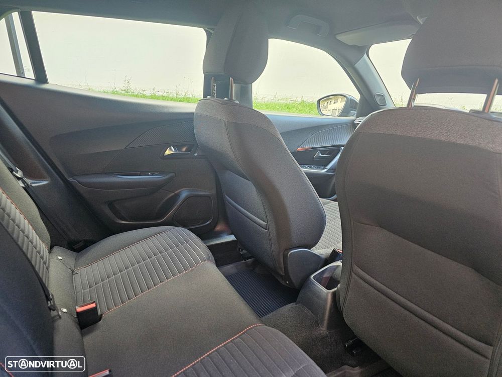 Peugeot 2008 1.2 PureTech Active Pack - 14