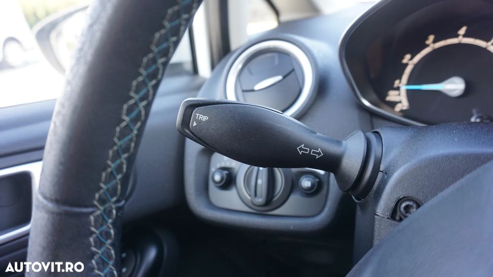 Ford Fiesta 1.25 Trend - 19