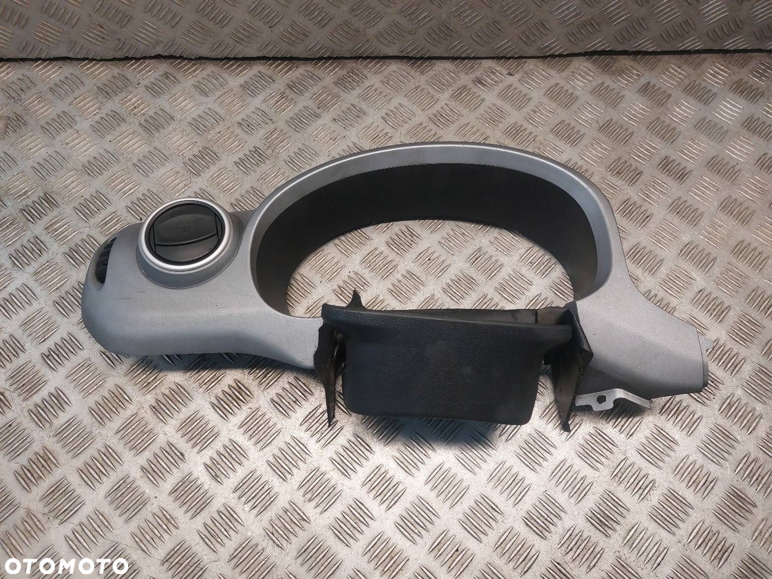 RAMKA LICZNIKA  CITROEN BERLINGO II 9680902077 9680897477 9680938577 - 1