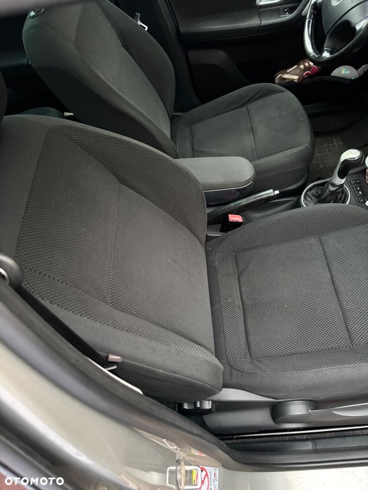 Skoda Roomster 1.9 TDI - 9
