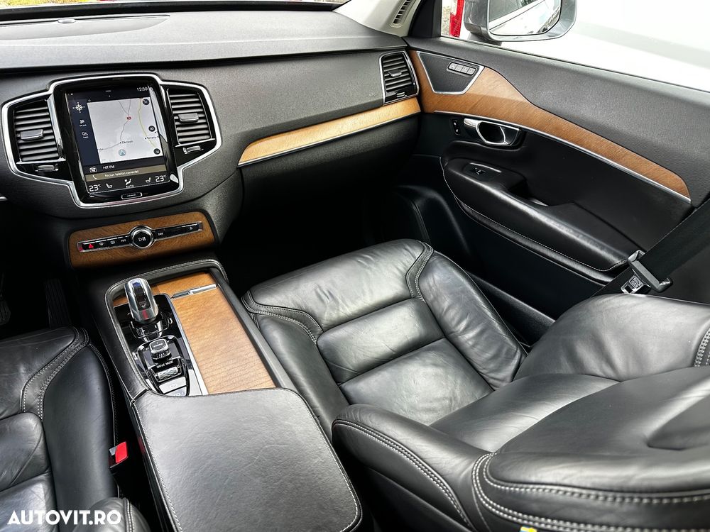 Volvo XC 90 T8 AWD Twin Engine Geartronic Inscription - 19