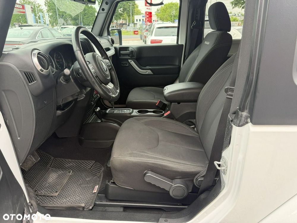 Jeep Wrangler 3.6 Sahara - 11