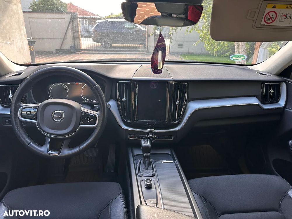 VOLVO XC60 2019 — imagine 7