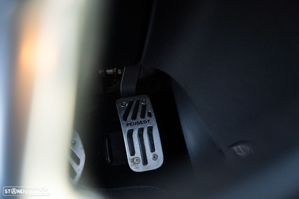 Peugeot 2008 1.6 BlueHDi Style - 49