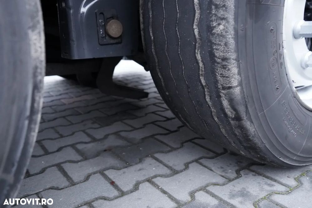 Wielton CORTINĂ / VARIOS / 2x AXE RIDICATIVE / - 23