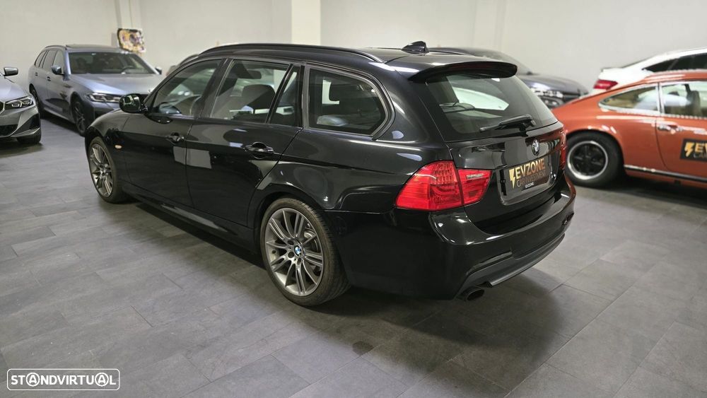 BMW 320 i Touring - 7