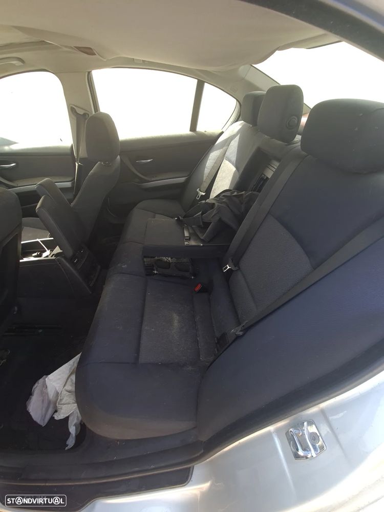 BMW 320 d - 4