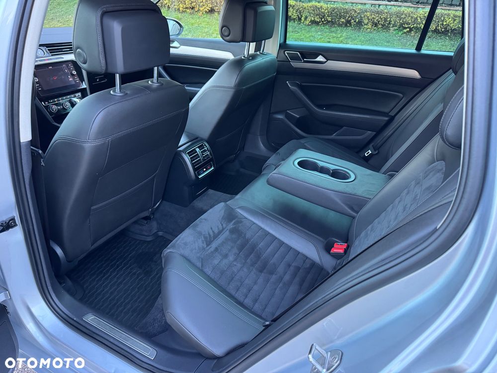 Volkswagen Passat - 7