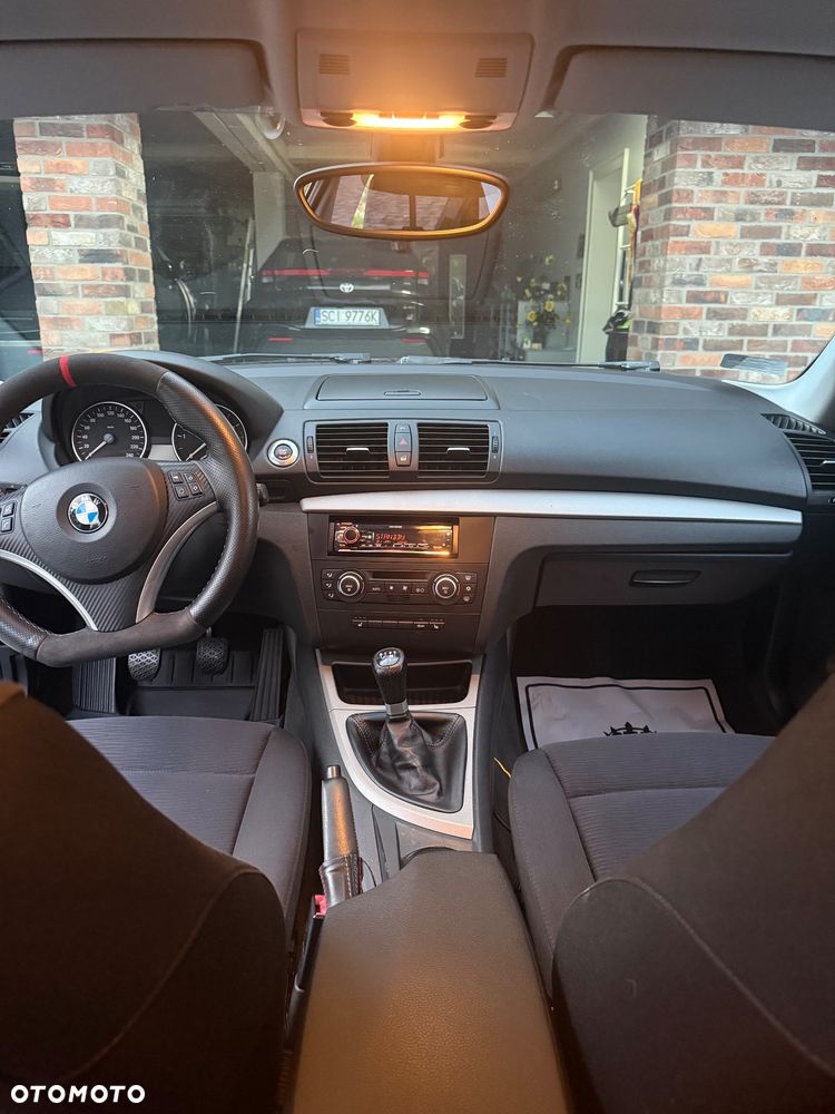 BMW Seria 1 118d - 9