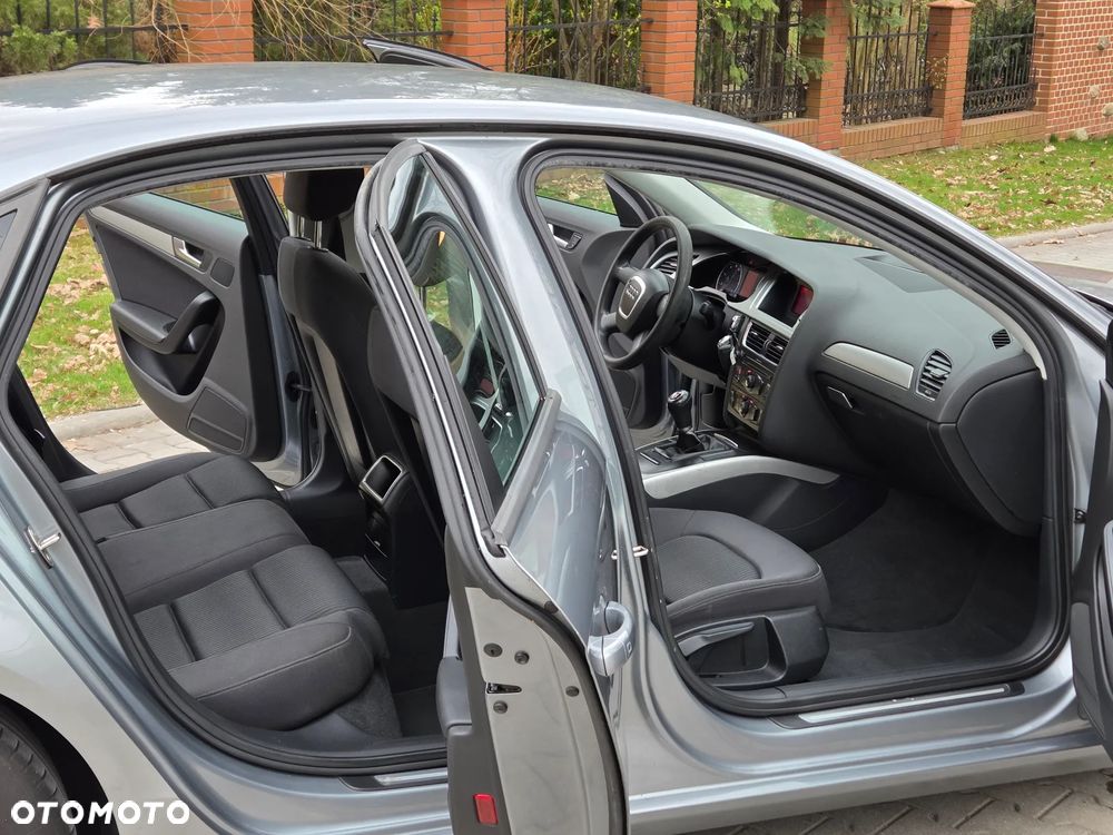 Audi A4 Limousine 1.8 T - 18