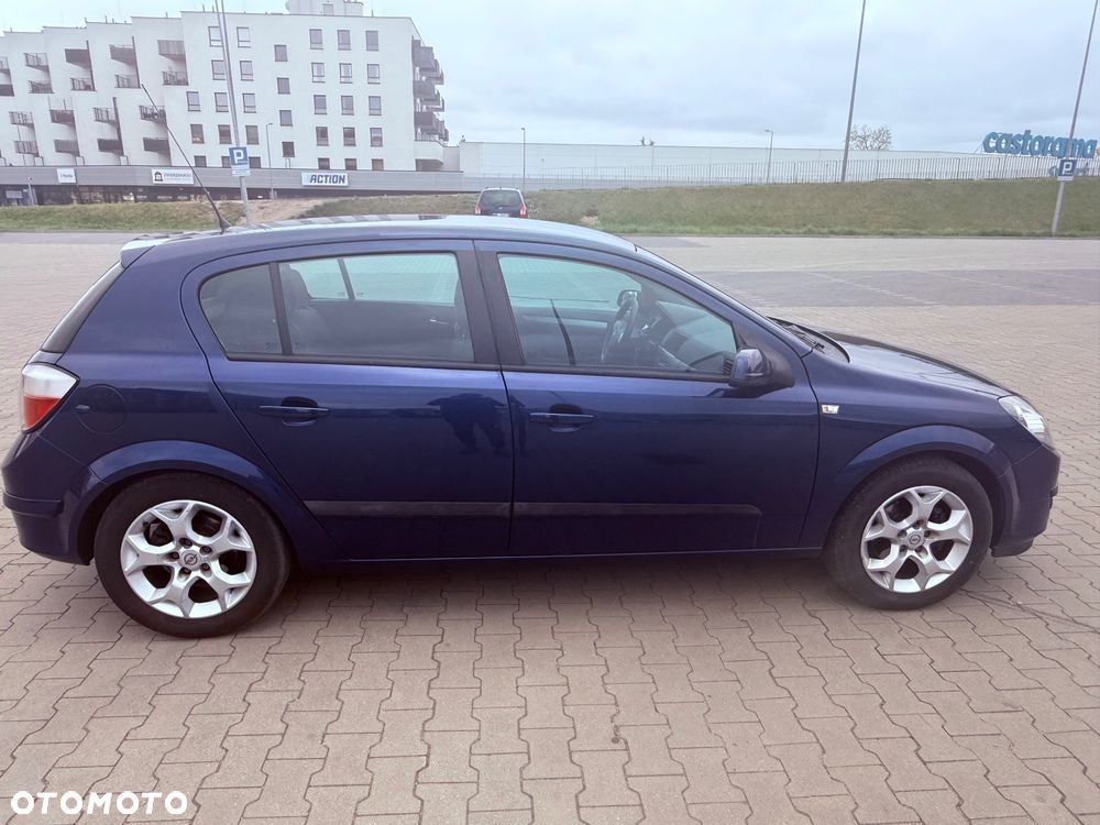 Opel Astra 1.8 Sport - 8