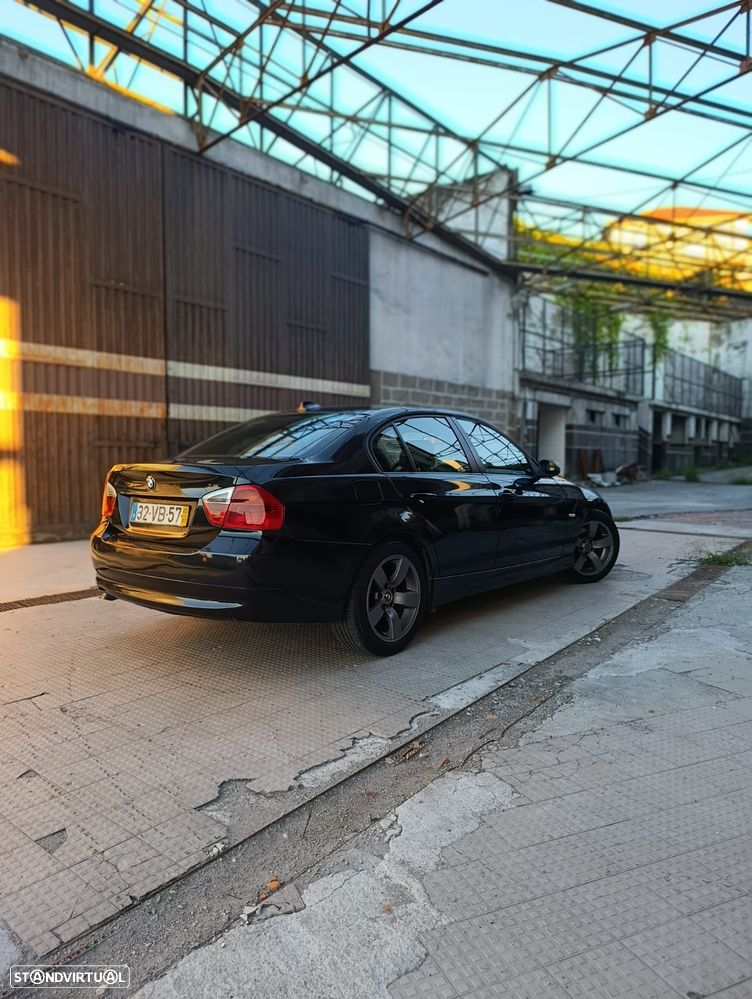 BMW 320 d DPF Aut. - 4