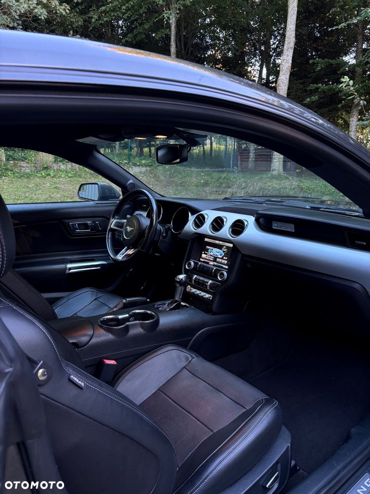 Ford Mustang 2.3 EcoBoost - 12