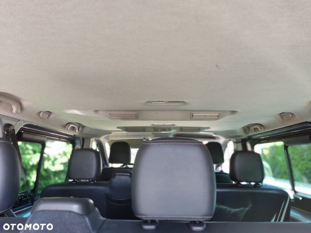 Opel Vivaro - 11