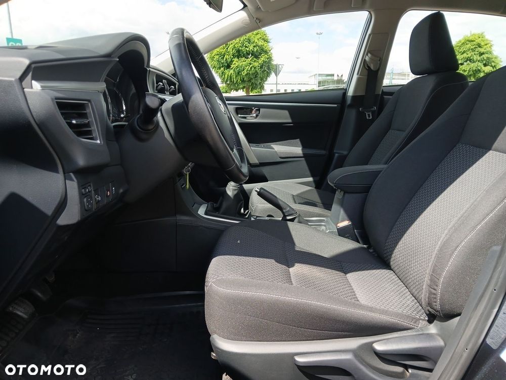 Toyota Corolla 1.6 Premium EU6 - 15