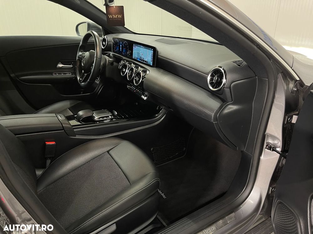Mercedes-Benz CLA 200 7G-DCT - 9