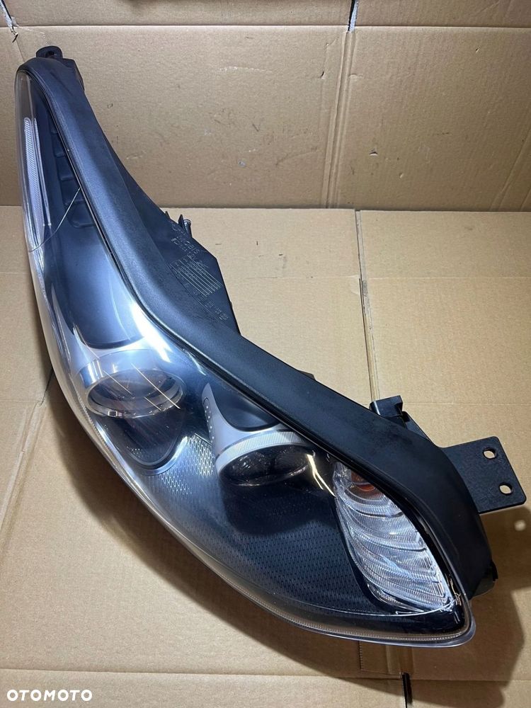 KIA SPORTAGE 4 IV LAMPA PRAWA PRZEDNIA PRAWY PRZÓD 92102-F1010 - 3