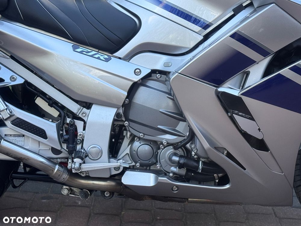 Yamaha FJR - 13