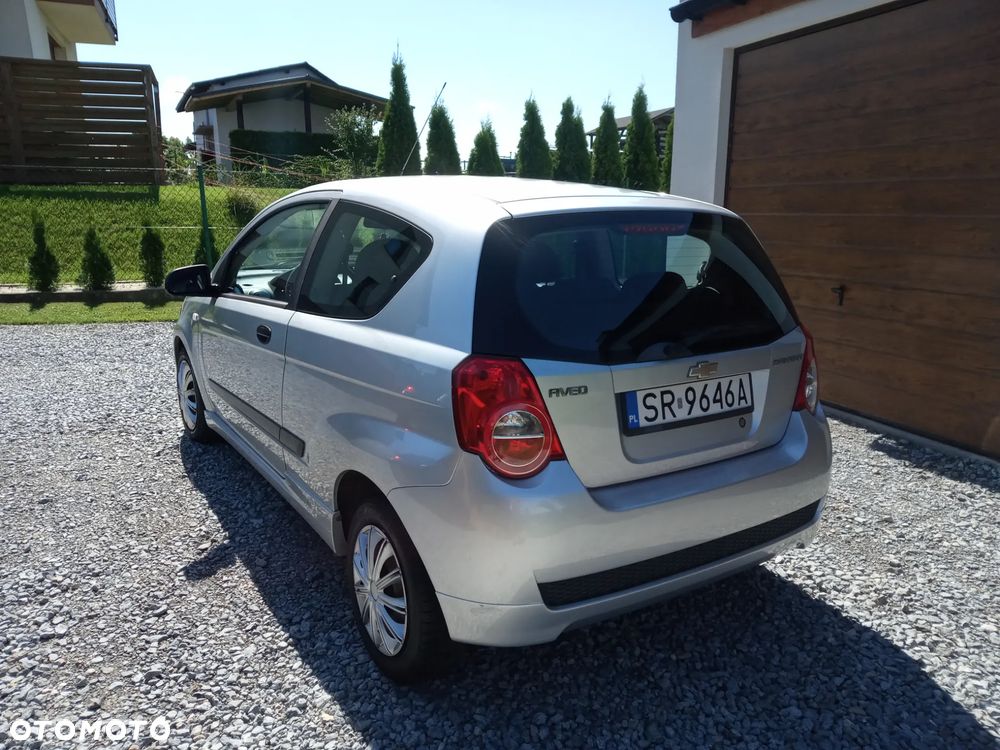 Chevrolet Aveo - 9