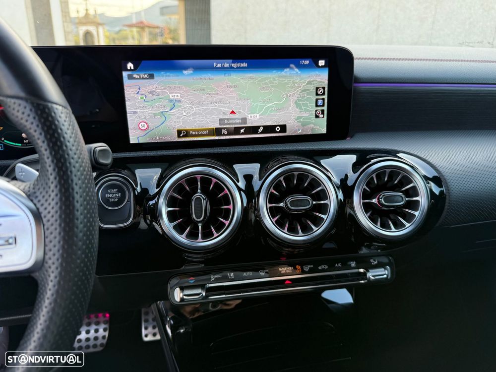 Mercedes-Benz CLA 250 e Shooting Brake AMG Line - 16