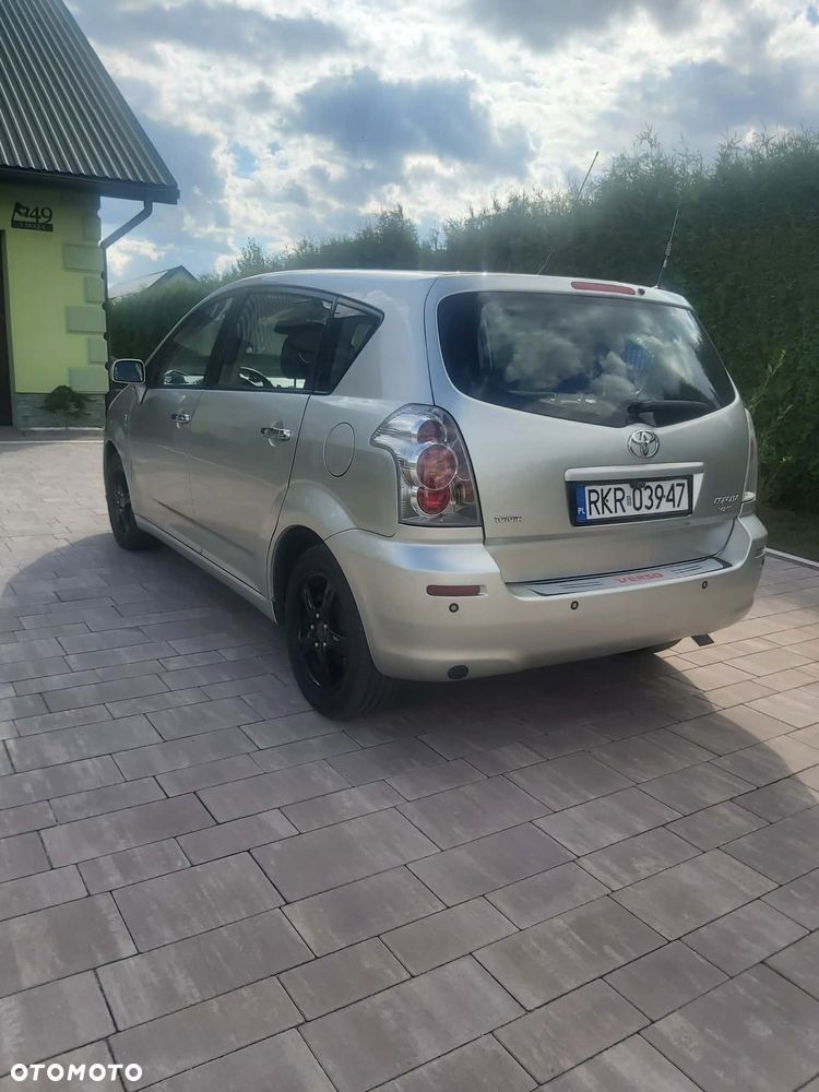 Toyota Corolla Verso 1.8 Sol - 2