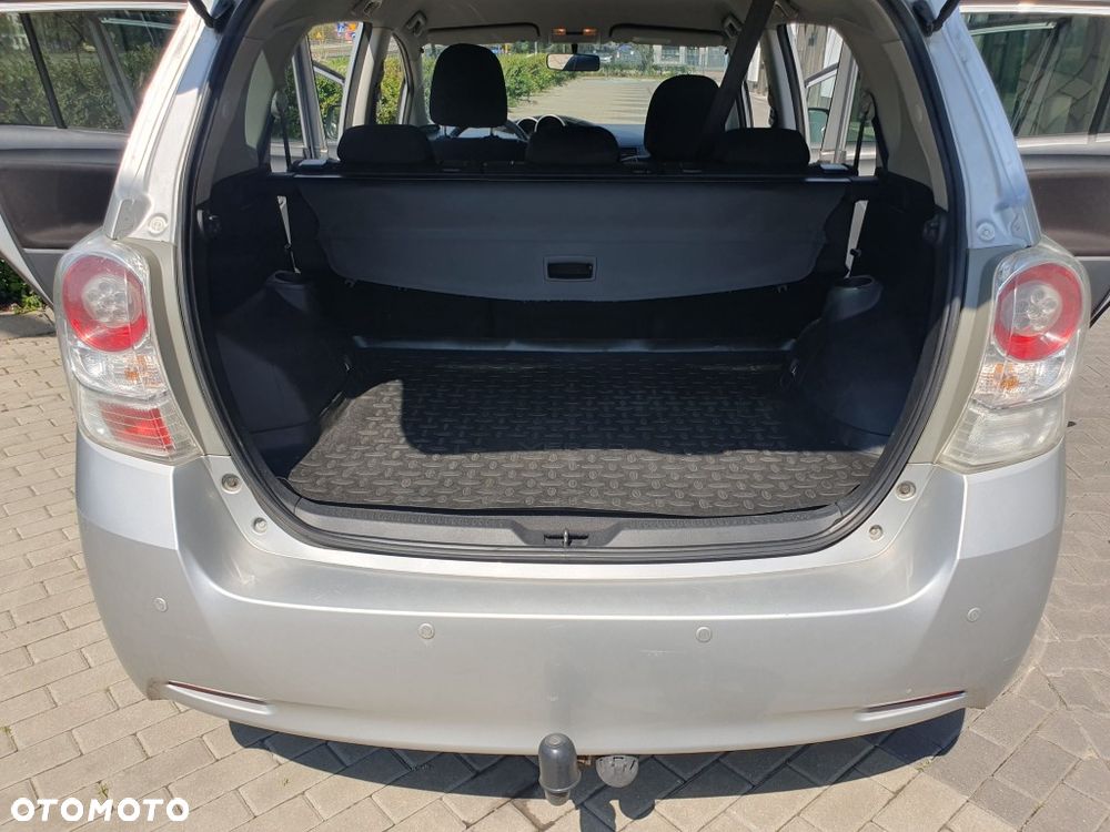 Toyota Verso 2.0 D-4D Luna - 13