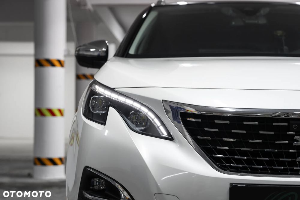 Peugeot 5008 - 10
