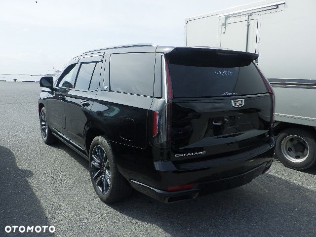 Cadillac Escalade - 33