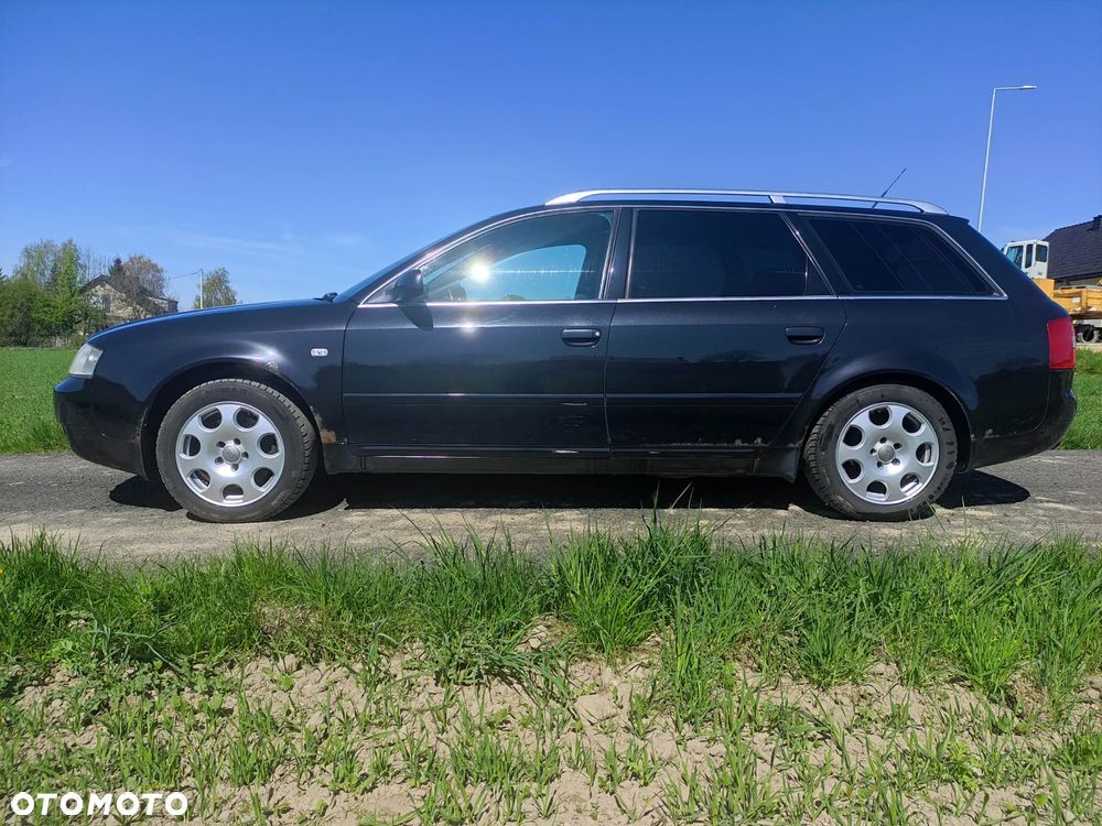 Audi A6 Avant 2.4 - 3