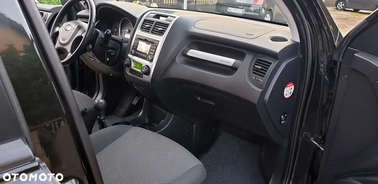 Kia Sportage 2.0 2WD LX - 10